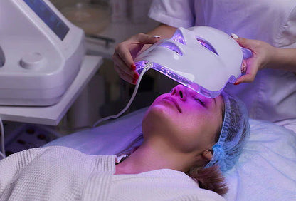 Máscara Facial LED con Tecnología de Cromoterapia®, Innovación para tu Piel 😍 50%OFF 🎁